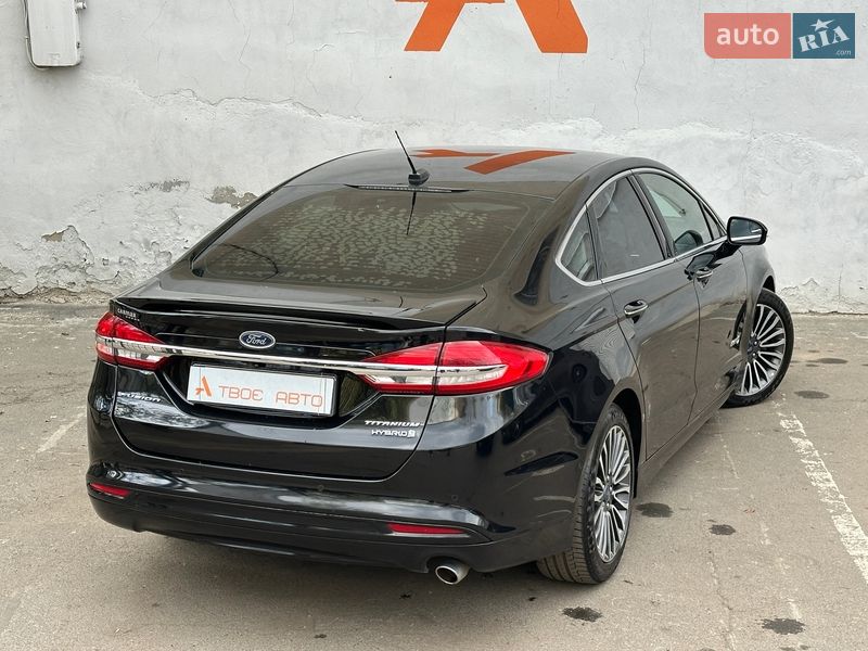 Седан Ford Fusion 2017 в Одесі