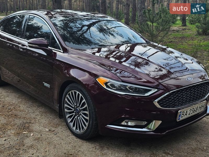 Седан Ford Fusion 2016 в Кропивницком