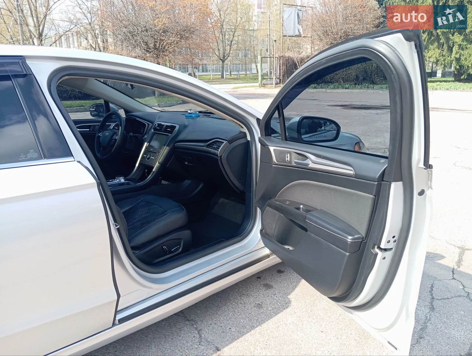 2016 Ford Fusion - мініатюра 11