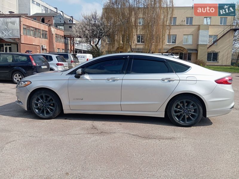 Седан Ford Fusion 2016 в Броварах