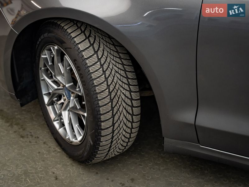 Седан Ford Fusion 2013 в Києві фото 8 Седан Ford Fusion 2013 в Києві