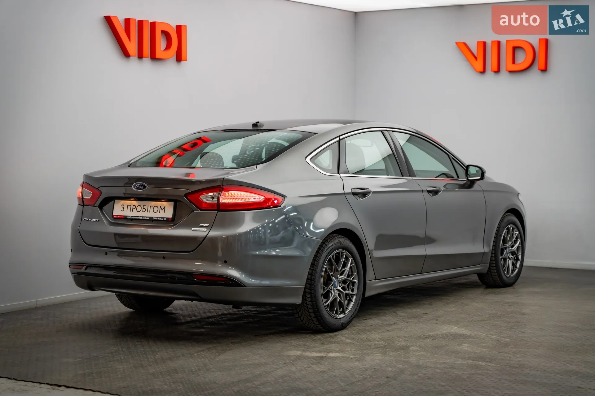 2013 Ford Fusion - мініатюра 2