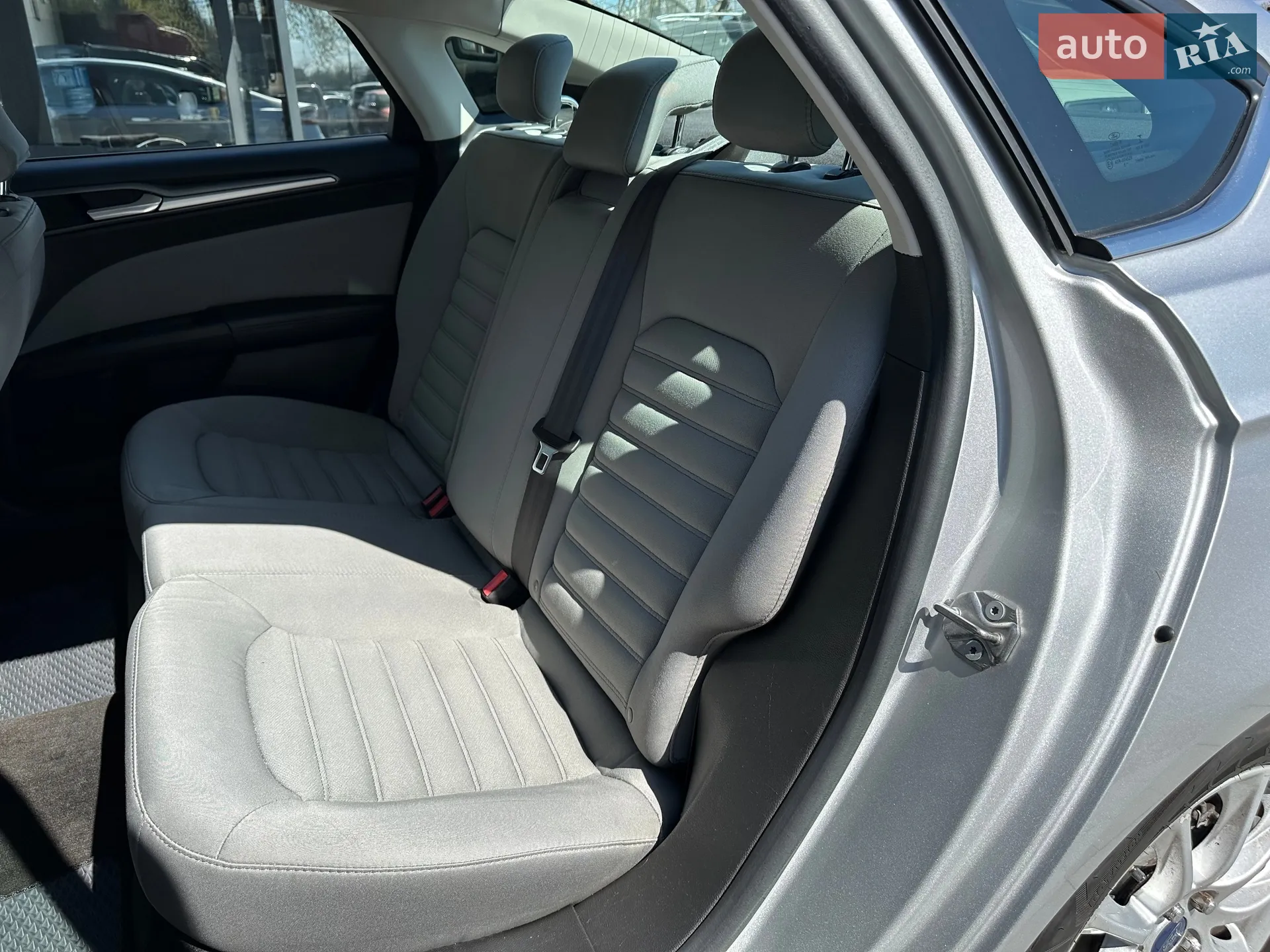 2014 Ford Fusion - мініатюра 32