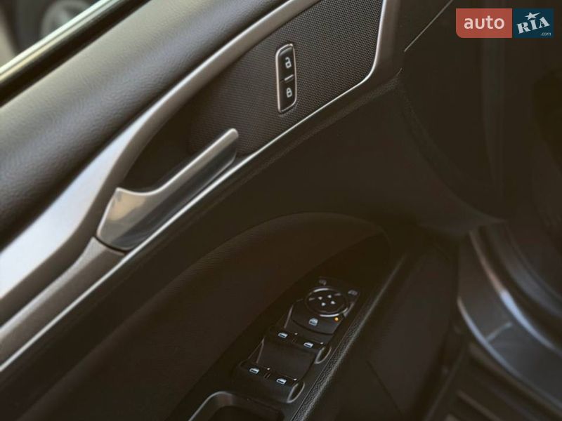 Седан Ford Fusion 2017 в Києві