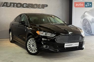 Седан Ford Fusion 2015 в Одесі
