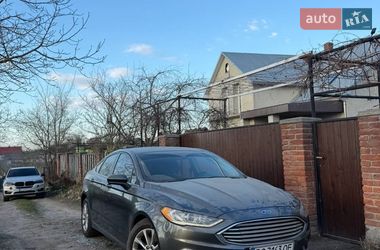 Седан Ford Fusion 2016 в Львові