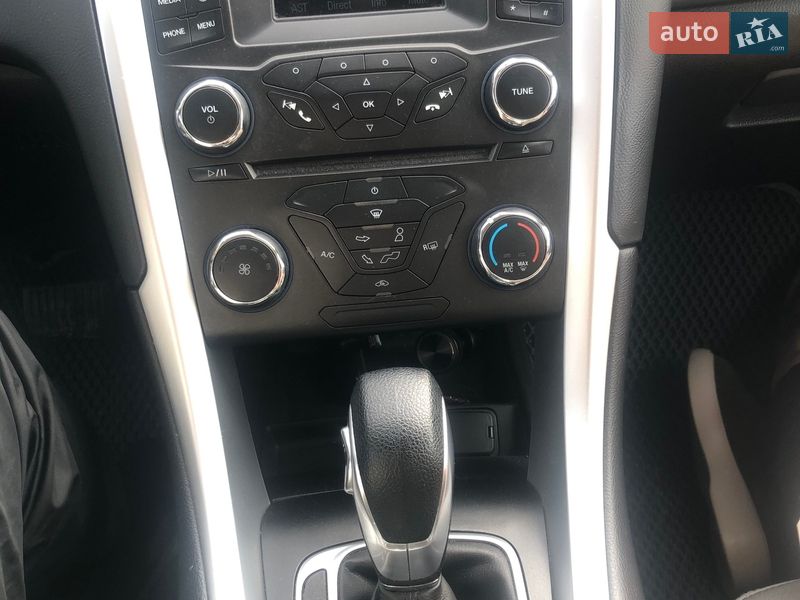 Седан Ford Fusion 2015 в Новом Роздоле