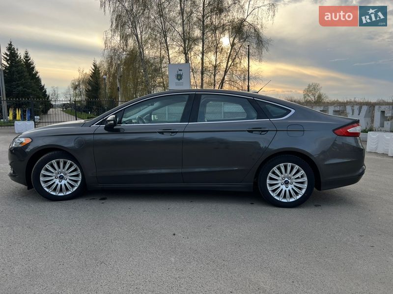 Седан Ford Fusion 2014 в Киеве
