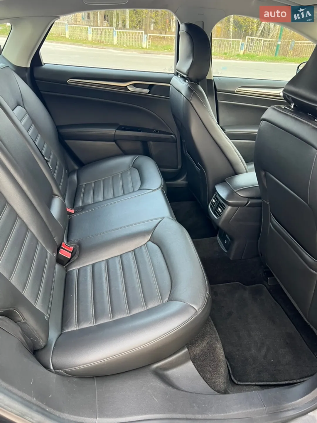 2014 Ford Fusion - мініатюра 11