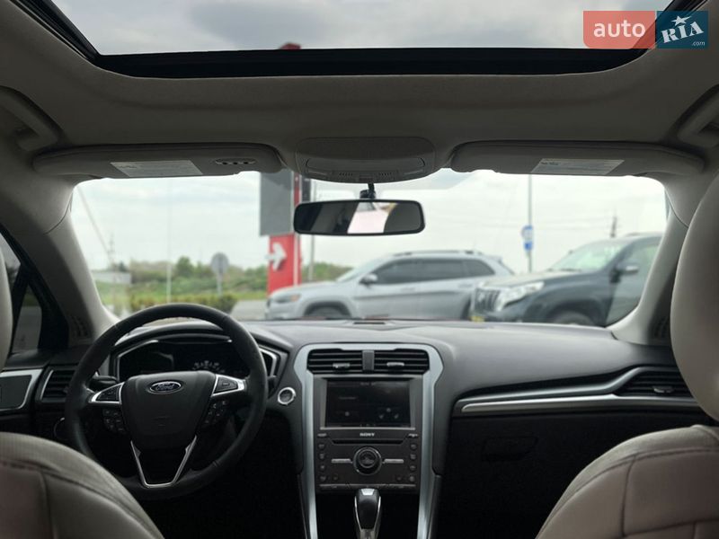 Седан Ford Fusion 2016 в Мукачево
