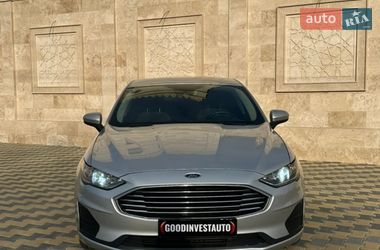 Седан Ford Fusion 2019 в Одесі