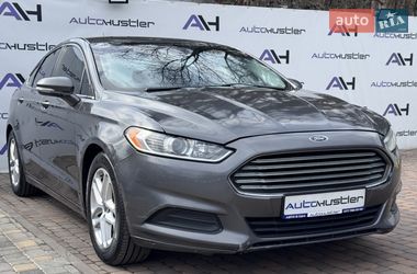 Седан Ford Fusion 2015 в Киеве