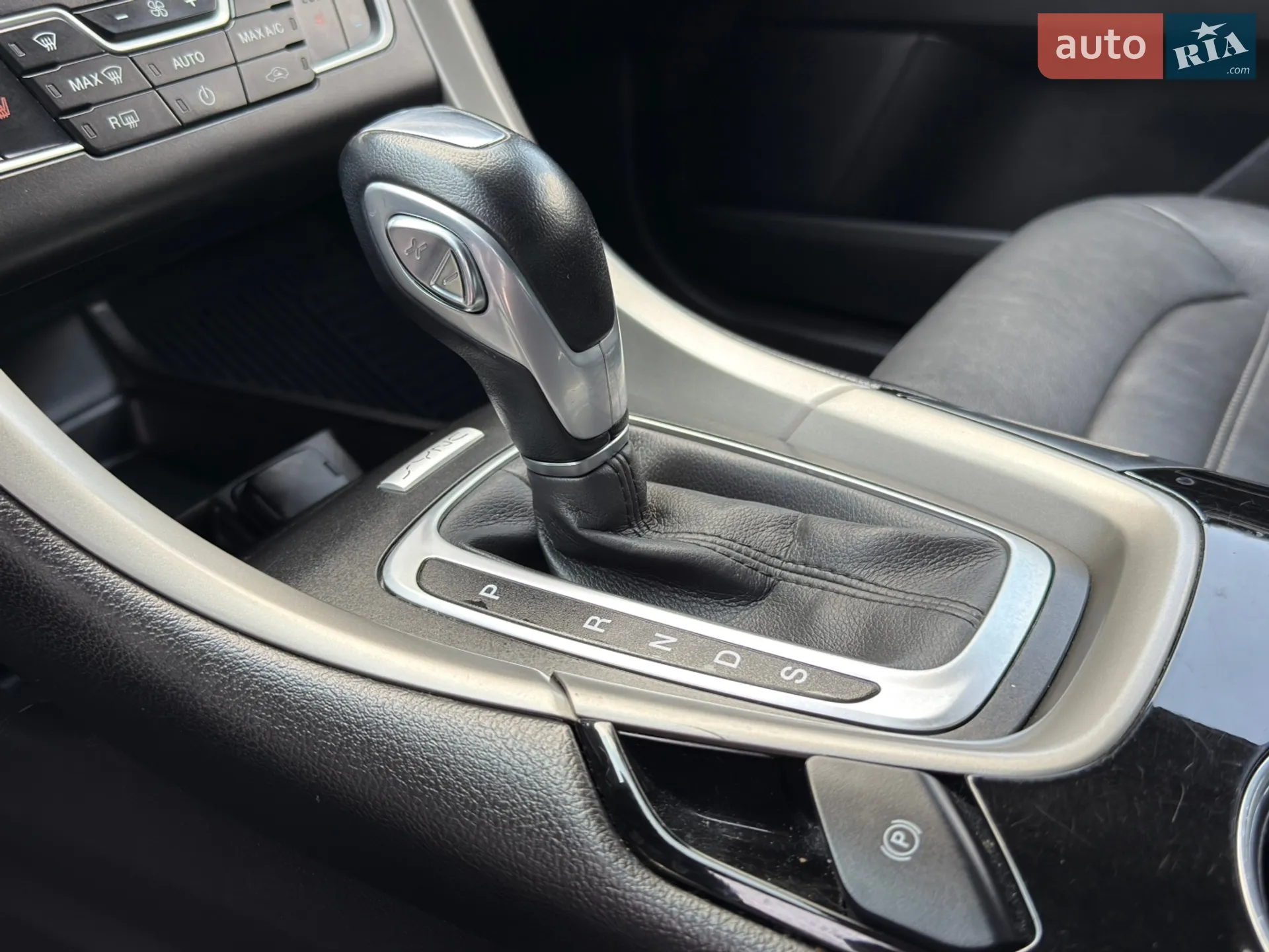 2015 Ford Fusion - мініатюра 21