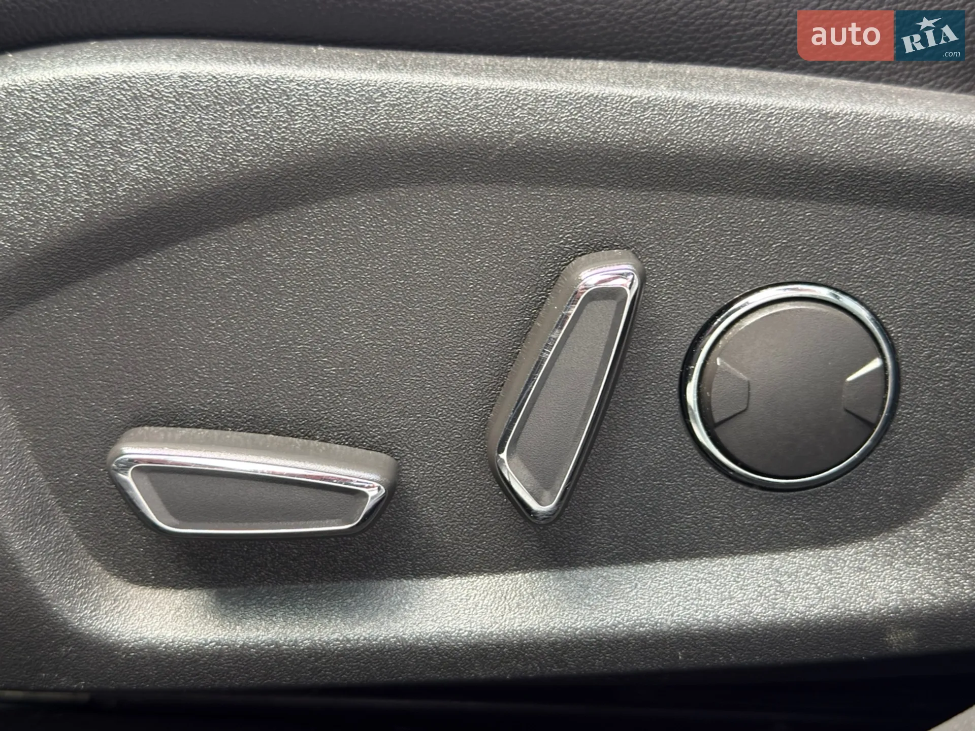 2015 Ford Fusion - мініатюра 31