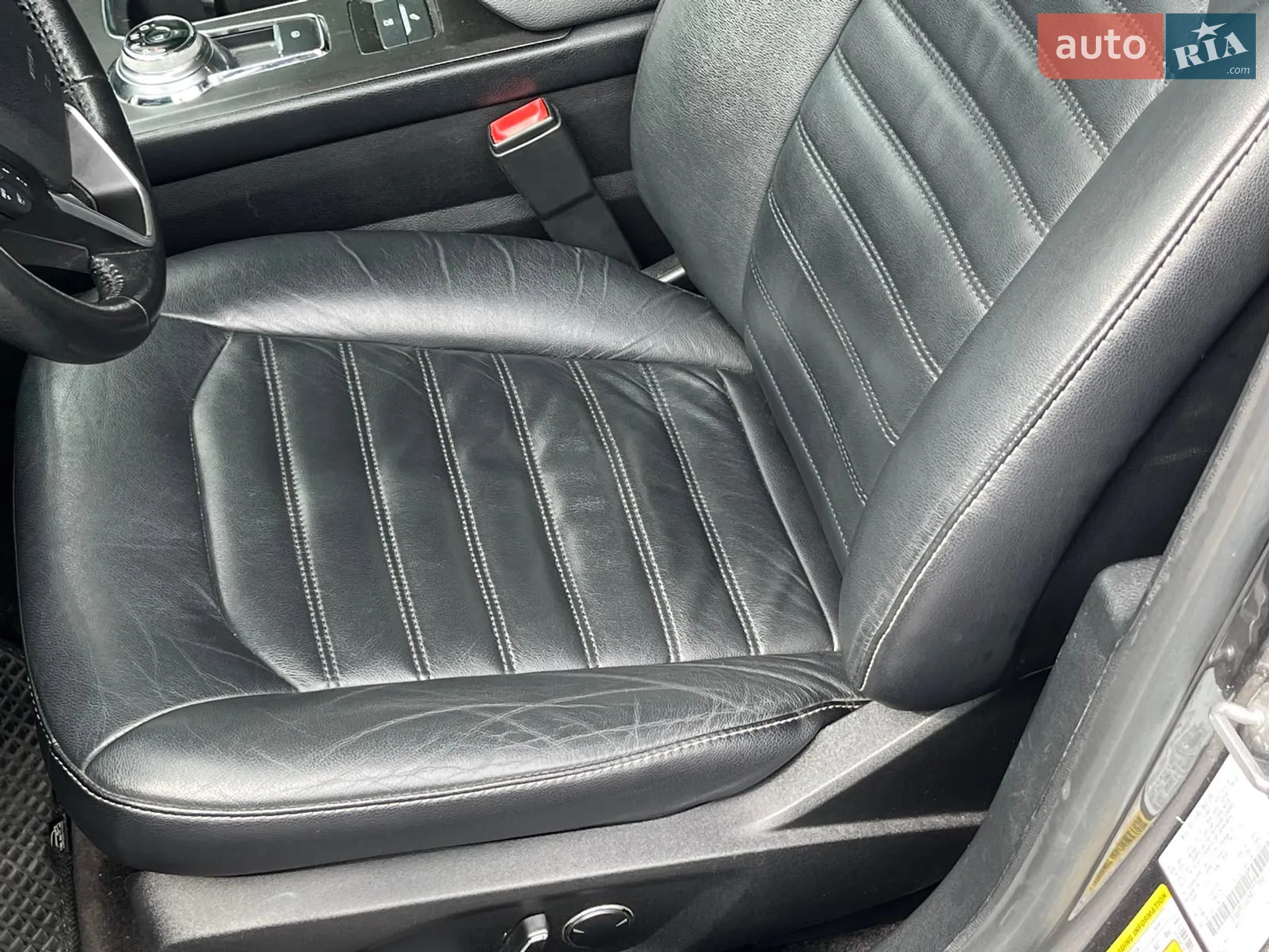 2016 Ford Fusion - мініатюра 31