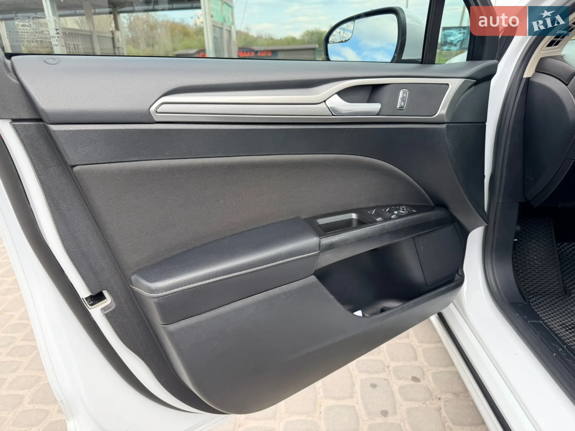 2016 Ford Fusion - мініатюра 17