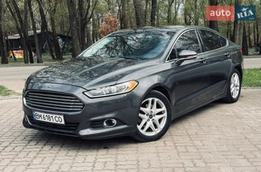 Седан Ford Fusion 2015 в Сумах