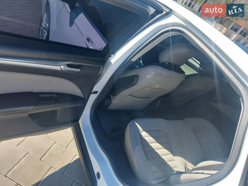 Седан Ford Fusion 2013 в Черкассах