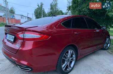 Седан Ford Fusion 2013 в Вышгороде