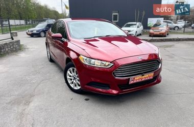 Седан Ford Fusion 2015 в Кременчуці