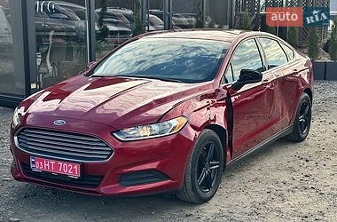 Седан Ford Fusion 2016 в Луцьку