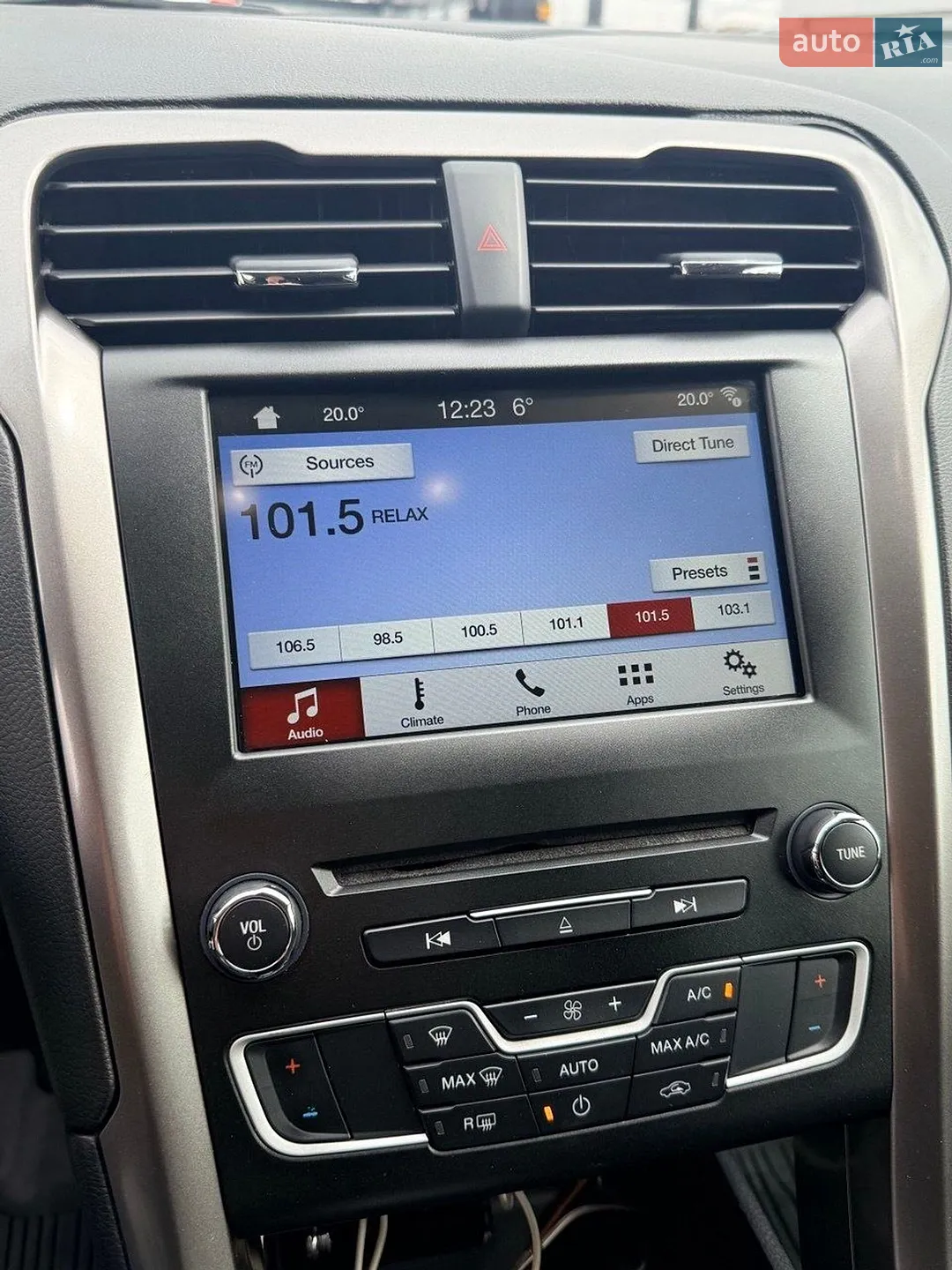 2017 Ford Fusion - мініатюра 18