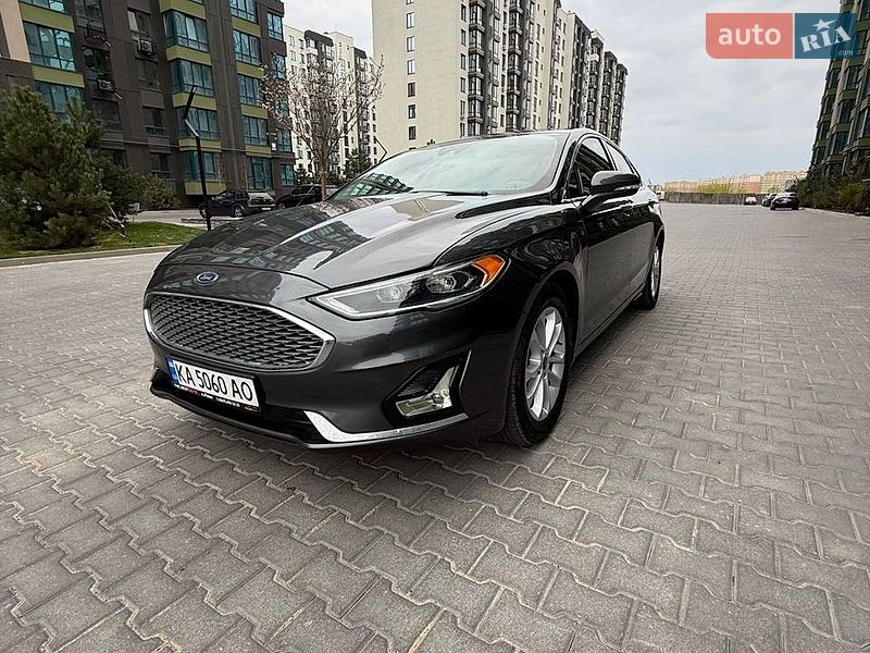 Ford Fusion 2019