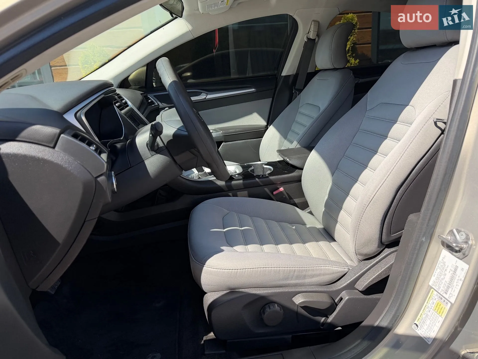 2015 Ford Fusion - мініатюра 25