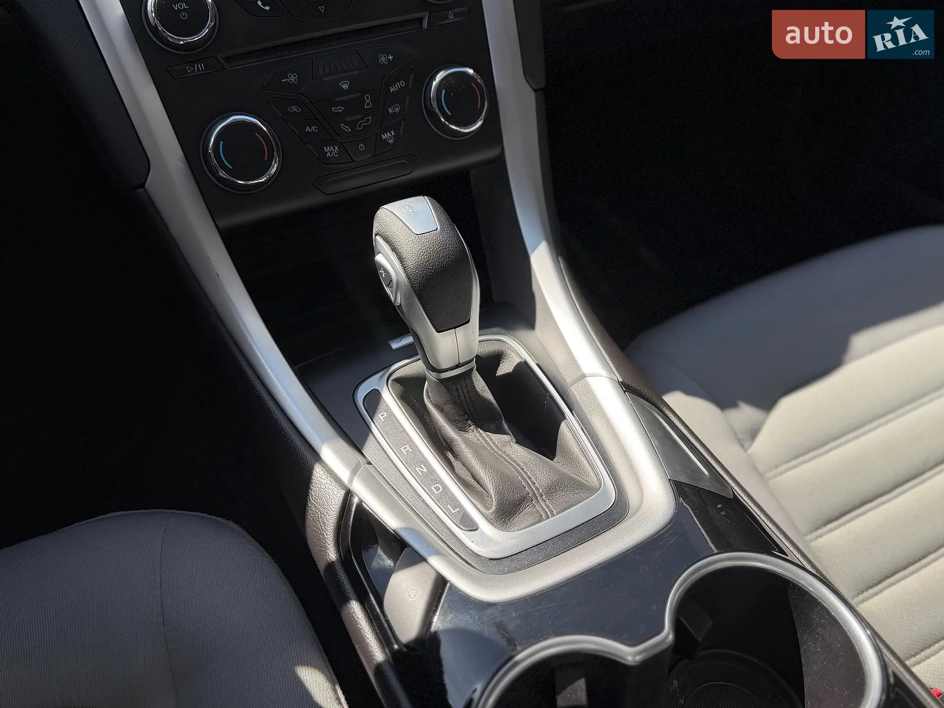 2015 Ford Fusion - мініатюра 38