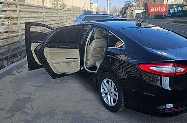 Седан Ford Fusion 2014 в Одесі