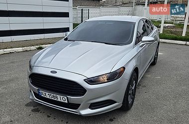 Седан Ford Fusion 2013 в Харкові