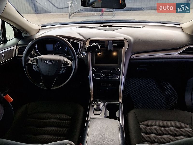 Седан Ford Fusion 2017 в Кременчуге