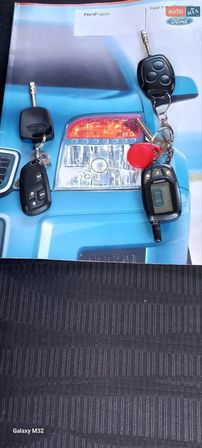 2010 Ford Fusion - мініатюра 20