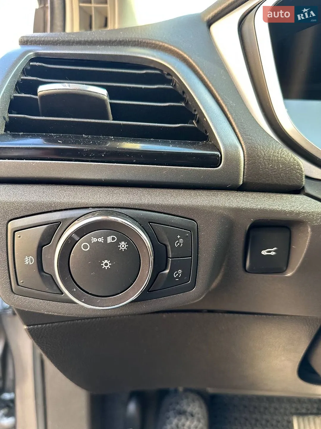 2014 Ford Fusion - мініатюра 60