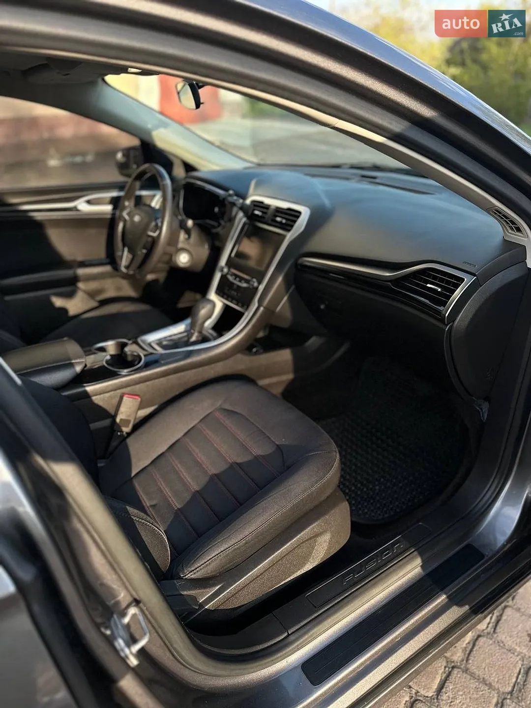 2014 Ford Fusion - мініатюра 51