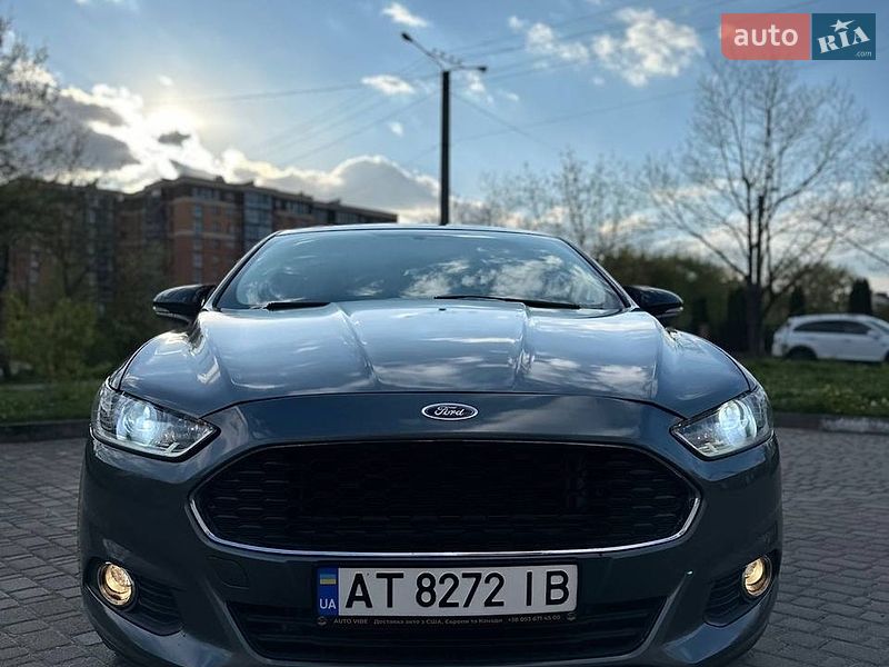 Седан Ford Fusion 2014 в Калуше