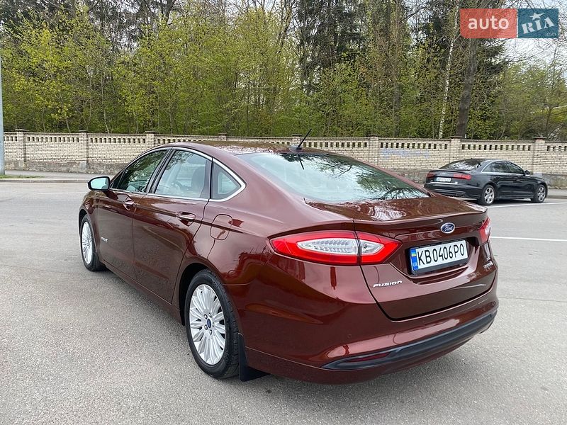 Седан Ford Fusion 2015 в Вінниці