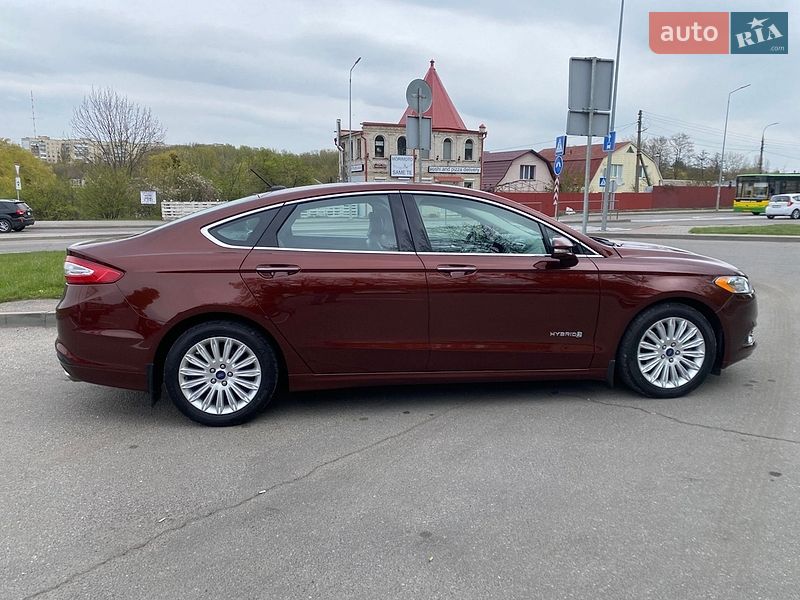 Седан Ford Fusion 2015 в Вінниці