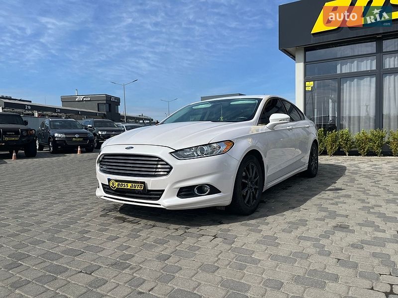 Седан Ford Fusion 2016 в Мукачевому