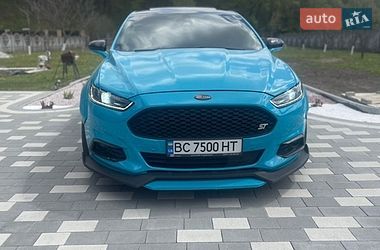 Седан Ford Fusion 2013 в Львові
