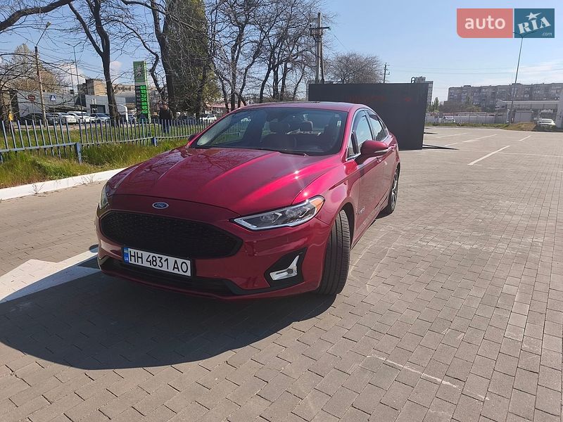 Ford Fusion 2019
