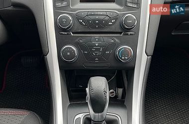 Седан Ford Fusion 2014 в Чернігові
