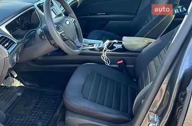 Седан Ford Fusion 2015 в Києві