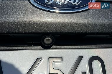 Седан Ford Fusion 2015 в Києві