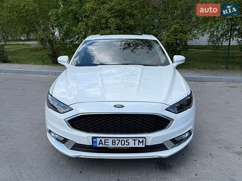 Седан Ford Fusion 2016 в Днепре