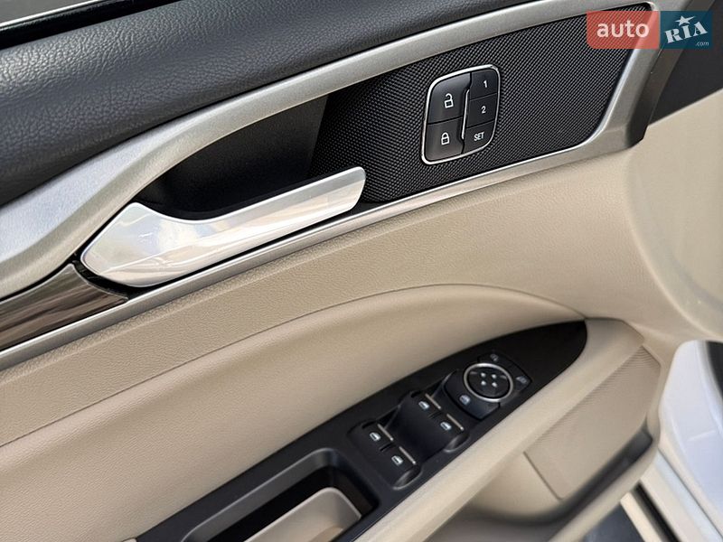 Седан Ford Fusion 2016 в Днепре