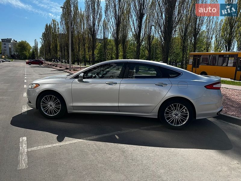 Седан Ford Fusion 2013 в Киеве