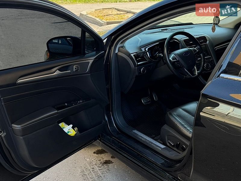 Седан Ford Fusion 2013 в Киеве