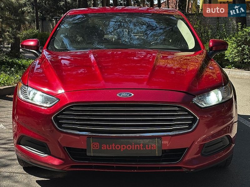 Седан Ford Fusion 2014 в Білогородці
