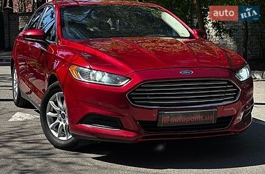 Седан Ford Fusion 2014 в Білогородці